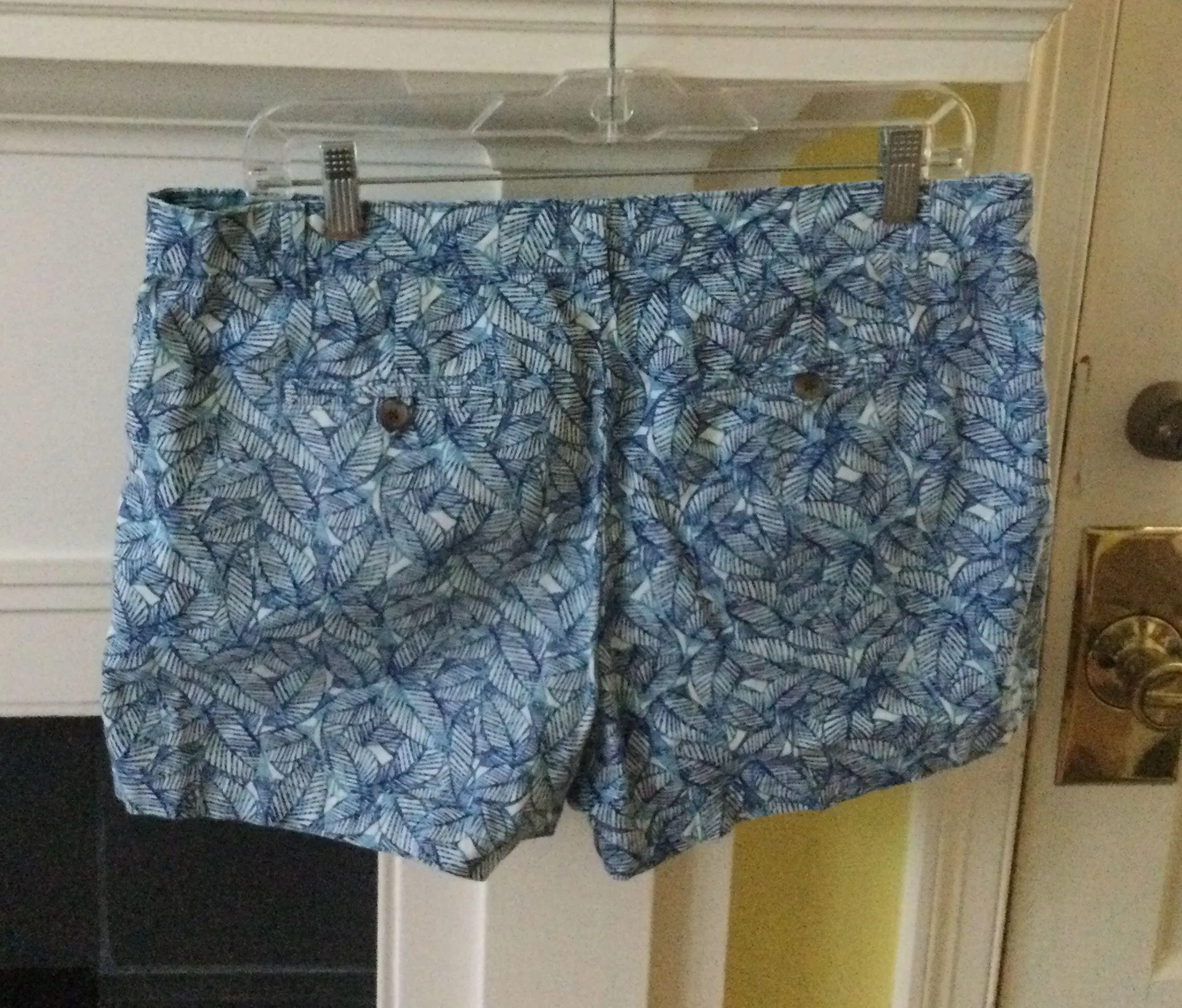 Blue Palm Leaf Print Cotton Shorts - Sz 10 - Image 5