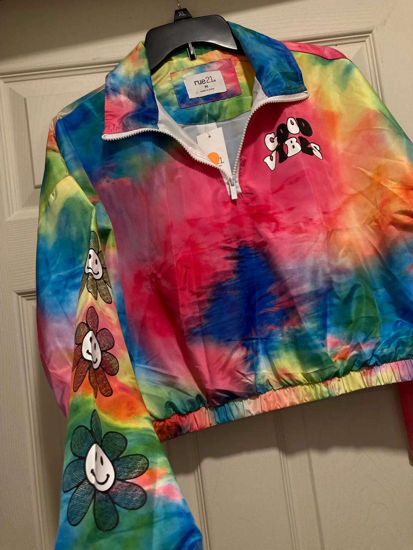 NWT Tie Dye Good Vibes Crop Windbreaker Pull Over - Image 3