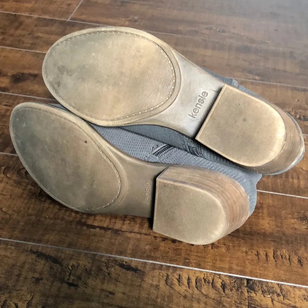 Kensie Gerona Gray Ankle Booties 8.5 - Image 6