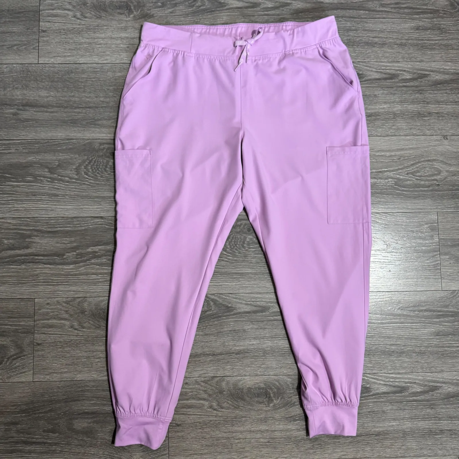 MEDCOUTURE Insight Womens Jogger Scrub Pants Lilac Cargo Pockets Drawstring XL Purple - Image 2