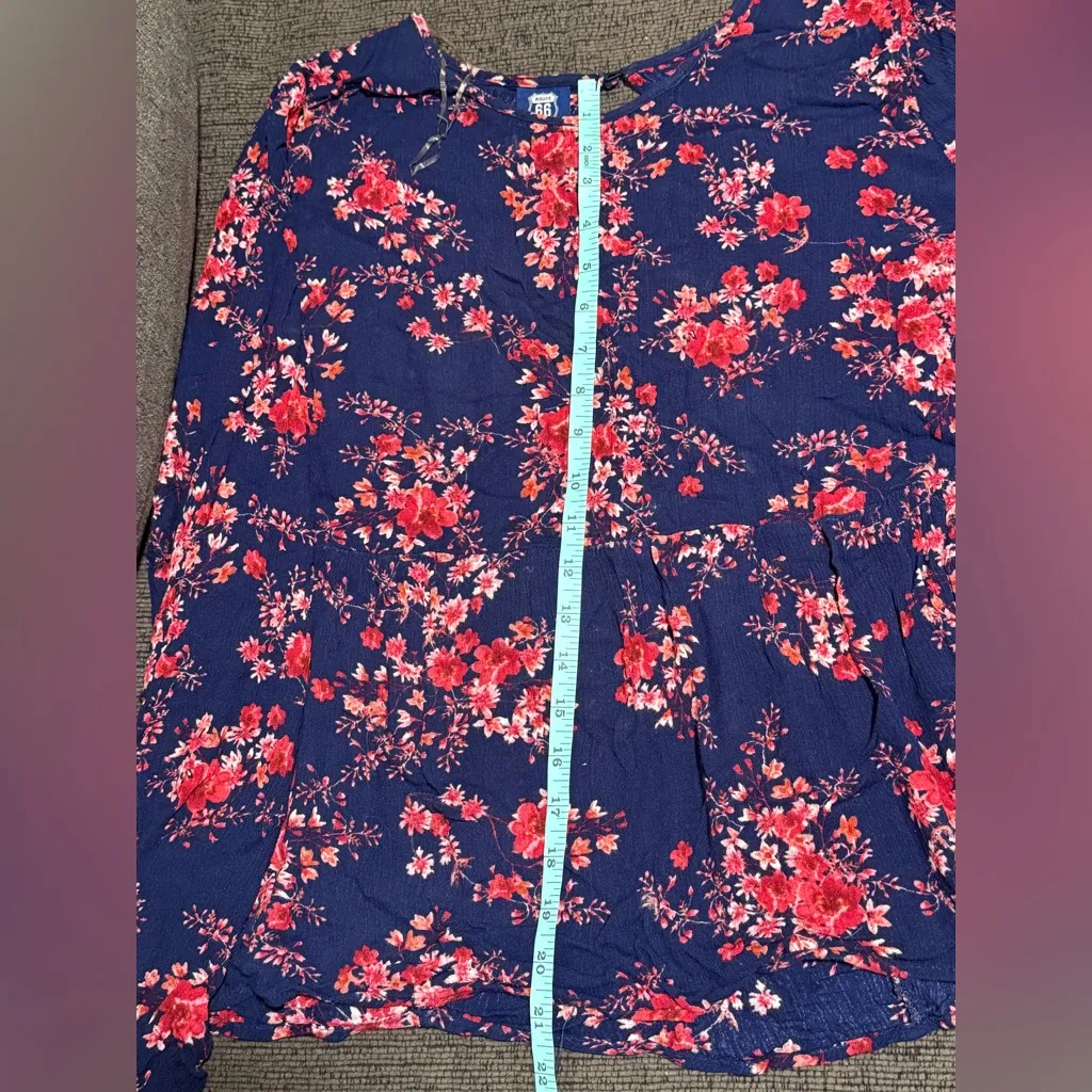 Womens Route 66 Blue Floral Blouse Size XL Sleeve Large Neck Round With Button - Image 12