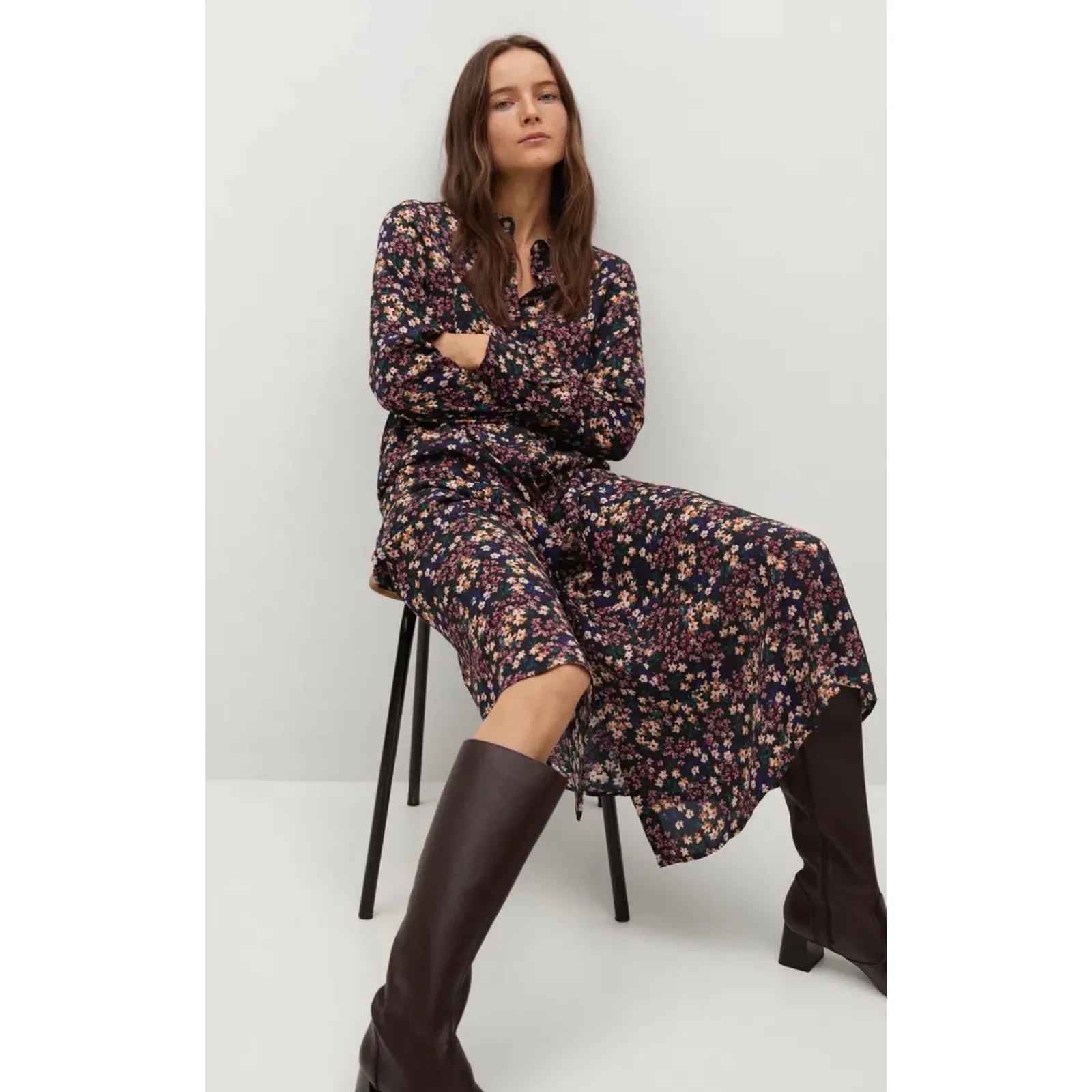 MANGO Flowy Floral Printed Maxi Dress. Size 6 Black - Image 8