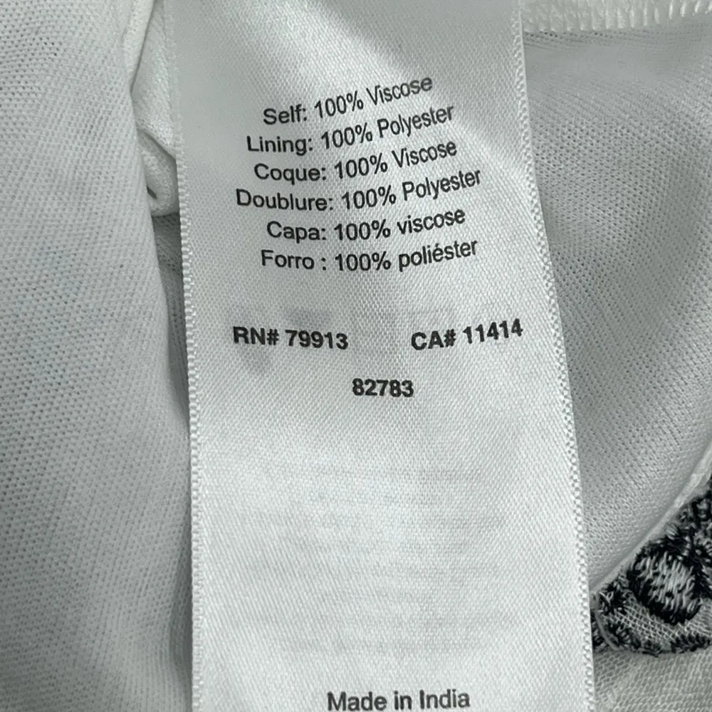 Q&A Embroidered White navy small lined  boho Dress - Image 5