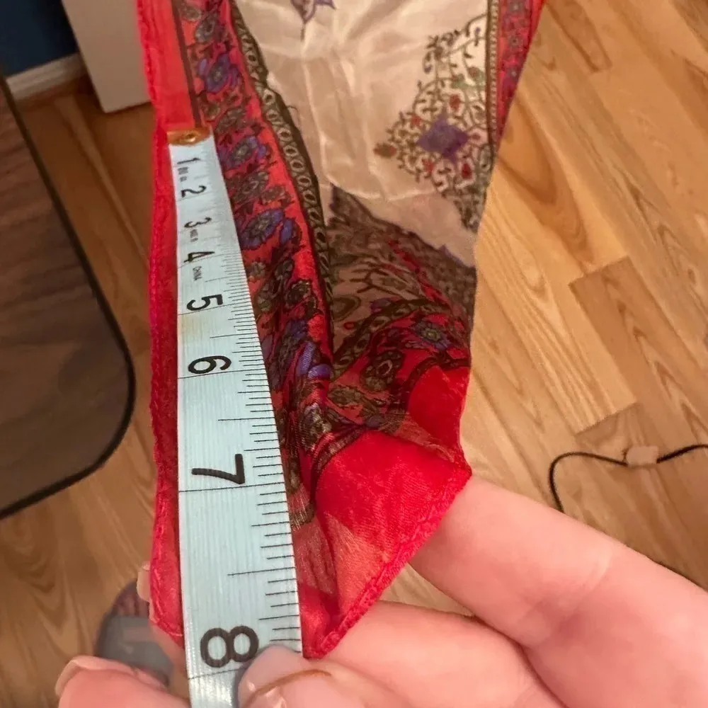 Floral silk scarf from India White - Image 8