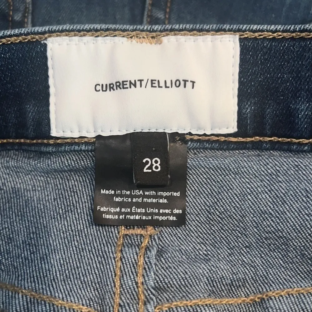 Current/Elliott Skinny High Rise Distressed Blue Jeans w/‎ Raw Hem Size 28 - Image 3