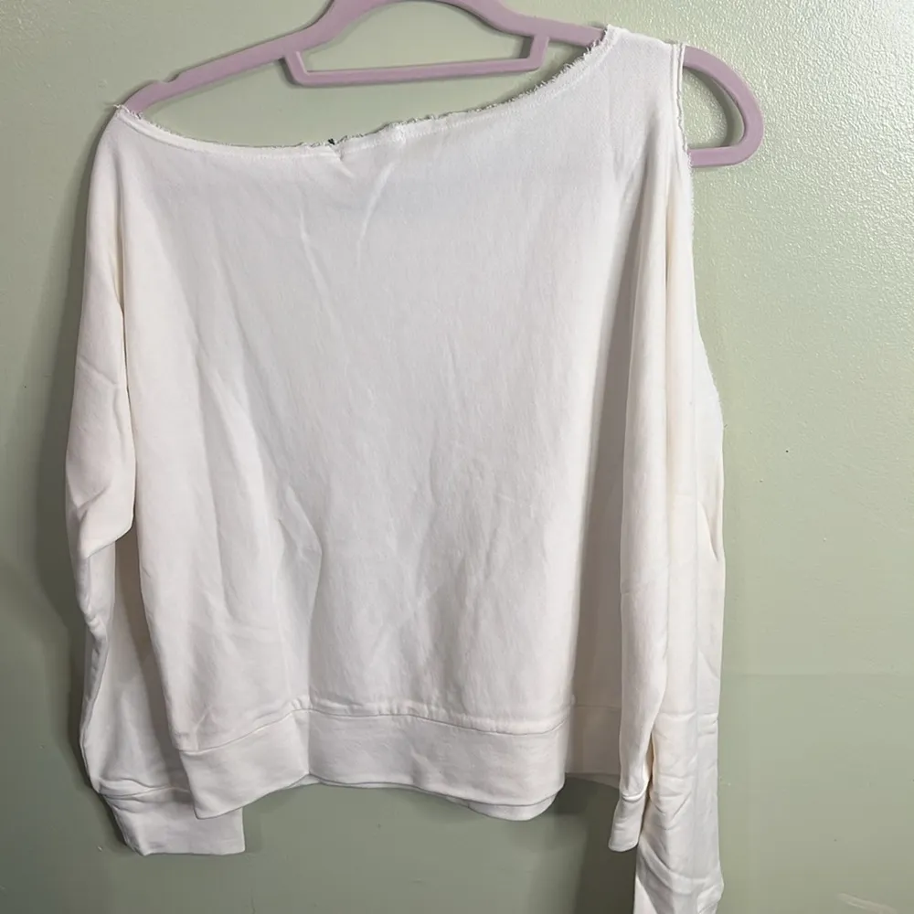 LANSTON One Shoulder Pullover in Winter Off - Image 5