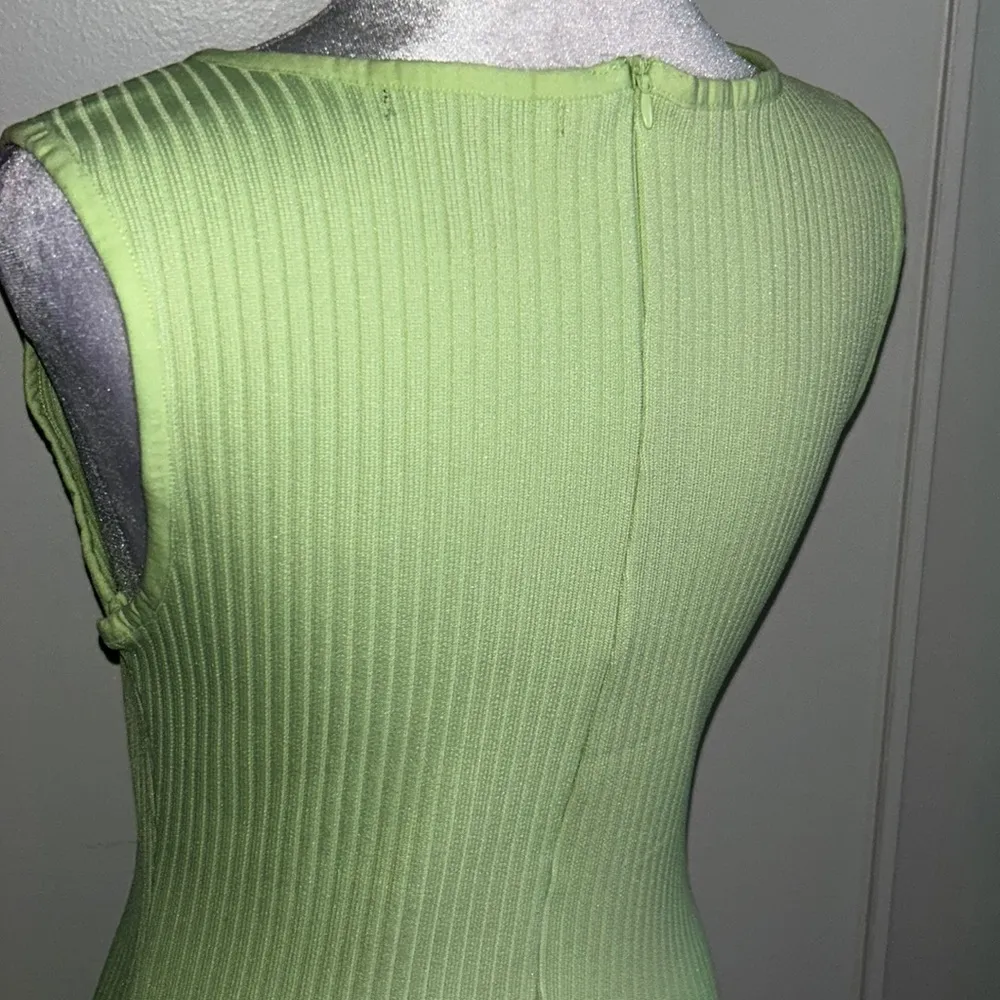 Forever 21 Sleeveless Ribbed Bodycon Mini Dress with caged Deep V-Neckline - Image 5