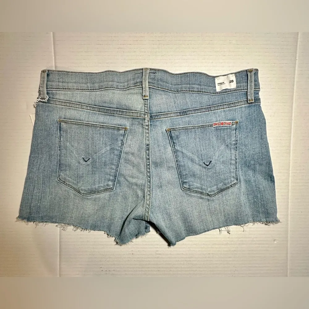 Hudson Jeans Hudson Amber Raw Edge Fray Hem Denim Jean Shorts Light Blue Woman's Size 28 NWT - Image 2