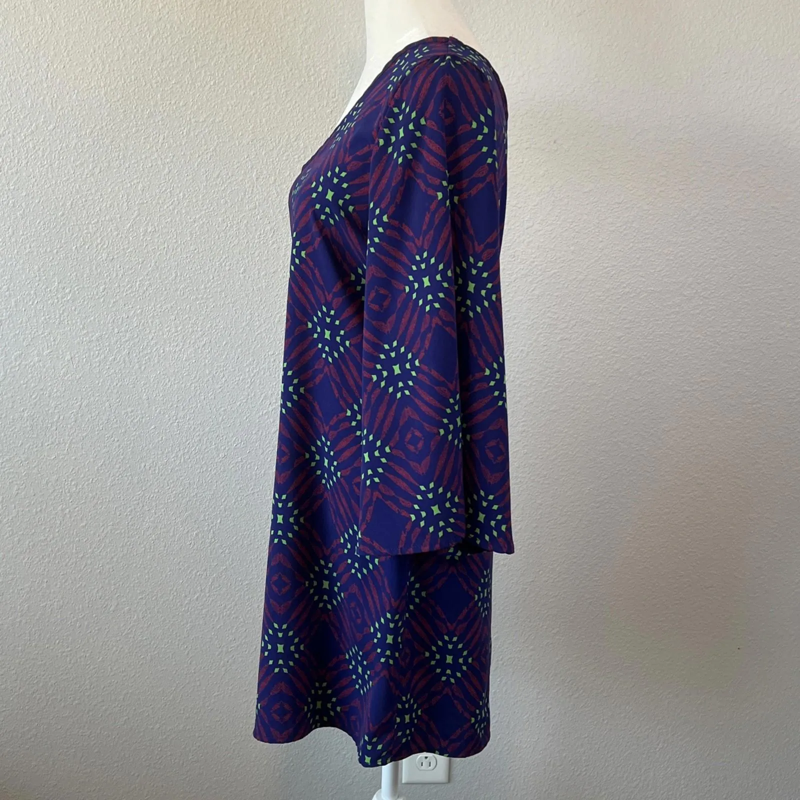 Newbury Kustom Asymmetrical One Sleeve Purple Print Dress Size Small - Image 5