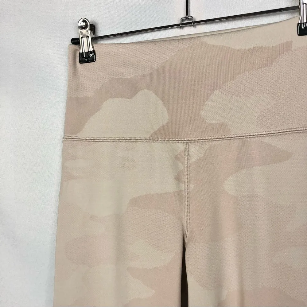 Aerie Offline Seamless Light Pale Pink Camo High Rise Athletic Leggings M - Image 4