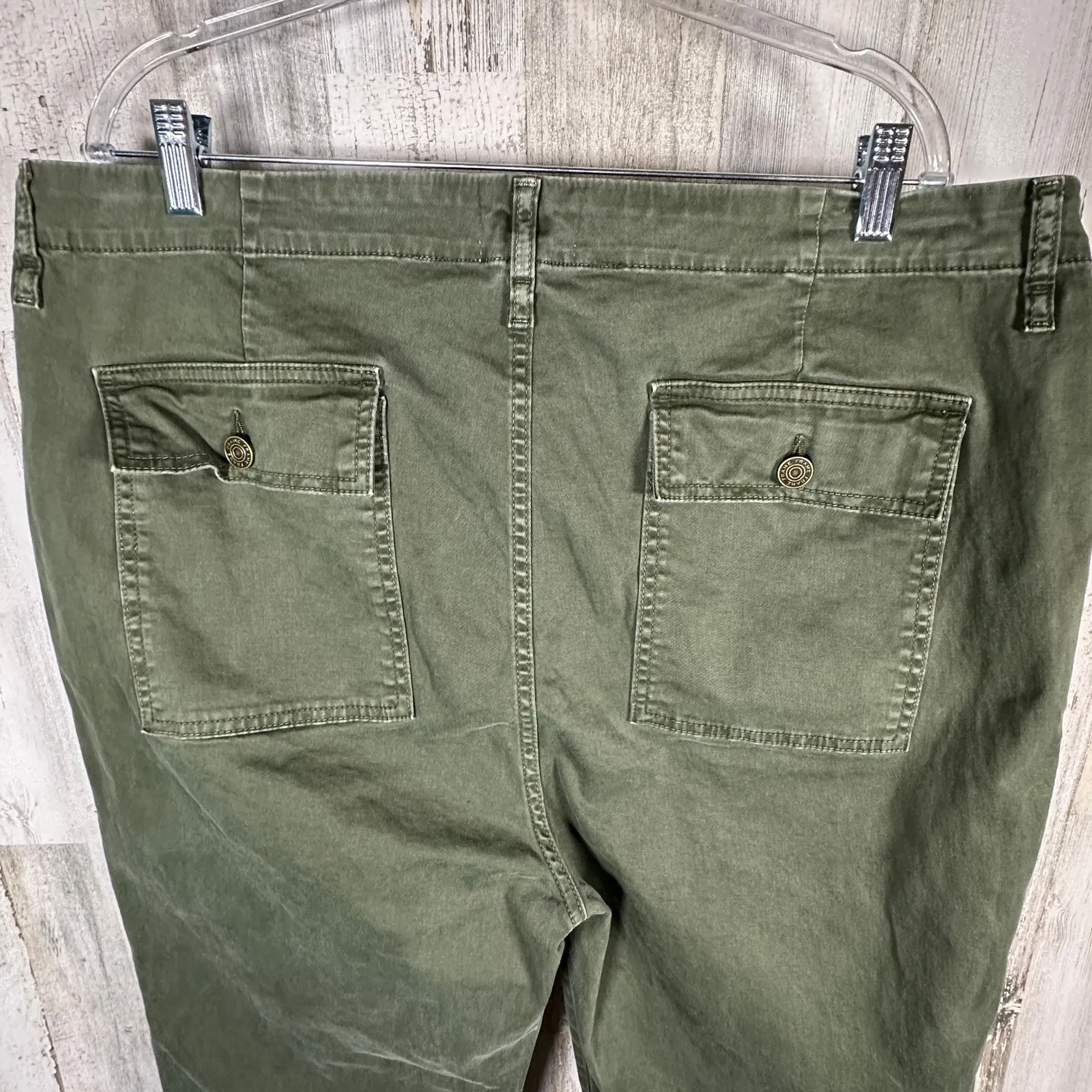 FRAME Wide Leg Button Fly Jeans – Olive Green – Size 34 – Pockets – MSRP $258 - Image 5