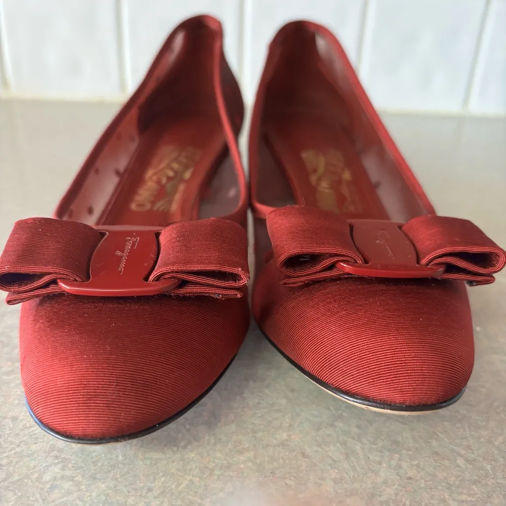 Salvatore Ferragamo Satin Vara Bow Mesh Polka Dot Preppy Luxury Office Heels 7.5 - Image 4