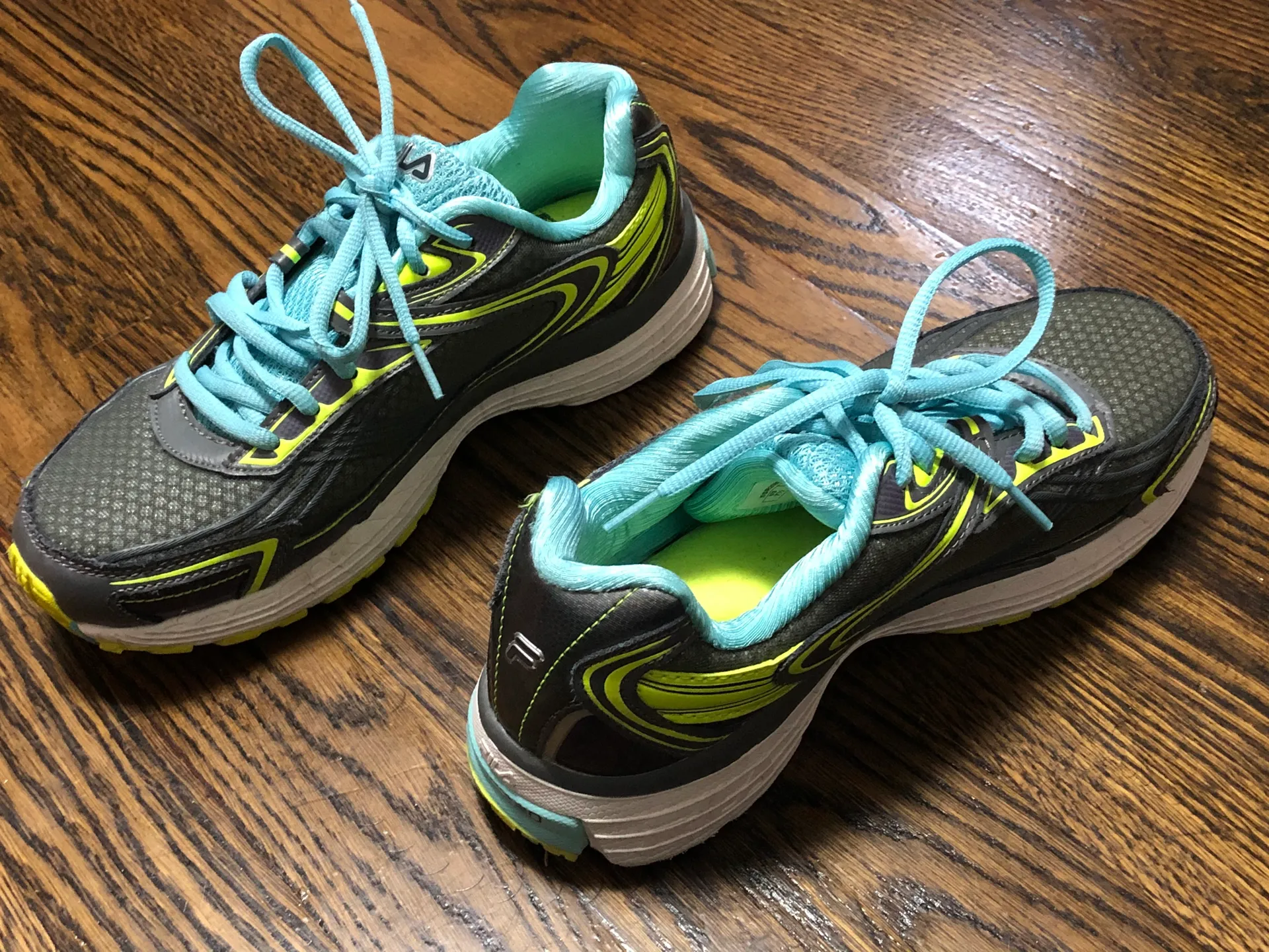 FILA Coolmax Memory Foam Shoes - Image 3