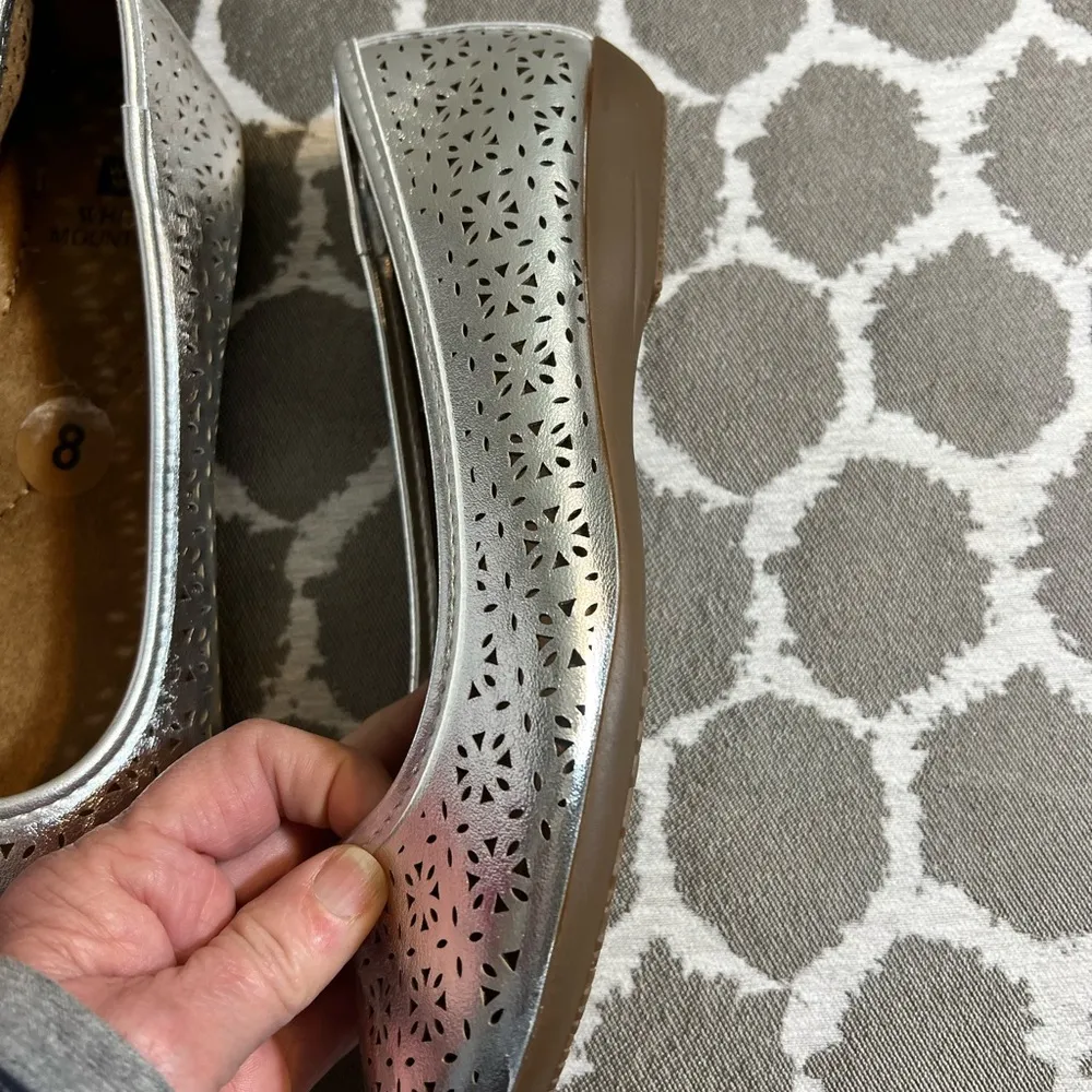 White Mountain Silver Ballet Flats - Image 8
