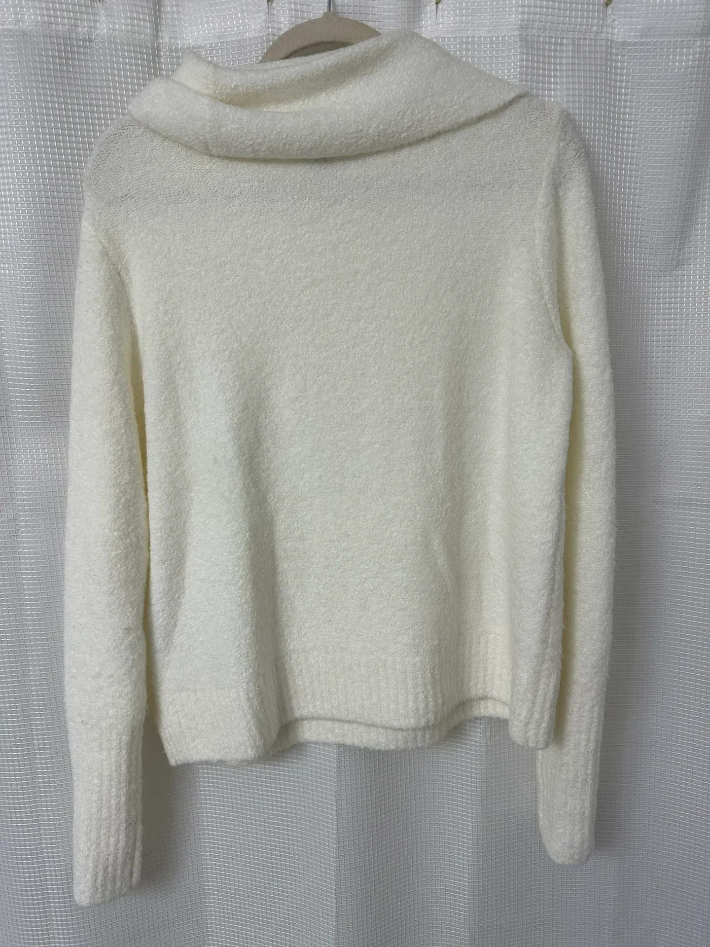 White Sweater - Image 7