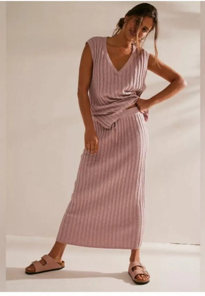 Free People Beach Linen Blend Veda Sweater Vest Ribbed V-Neck Sleeveless - Image 2