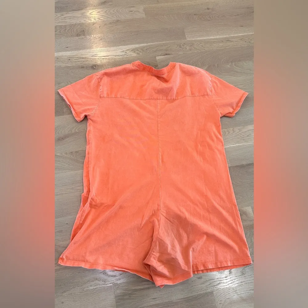 Zara women’s short sleeve Henley orange romper size large - Image 6