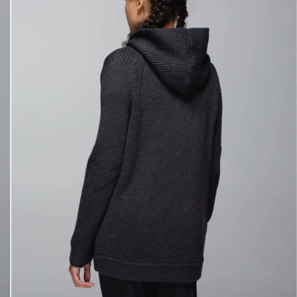 Lululemon SweatEr Once A Day
Jacket
Heathered Black - Image 2