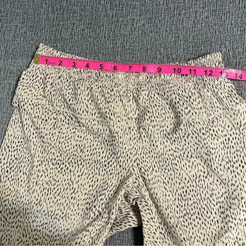 Lululemon  Cropped/Capri Length Joggers - Image 13