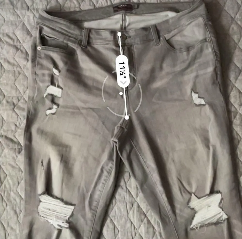 Torrid Crop Boyfriend Straight Super Soft Mid-Rise Jean size 18 grey stretchy - Image 12