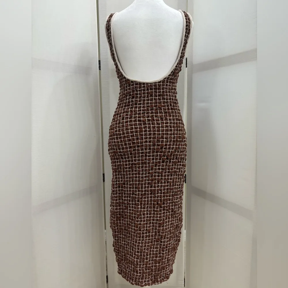 Set the Bar Smocked MIDI Dress. Brown. Size XS - Image 4