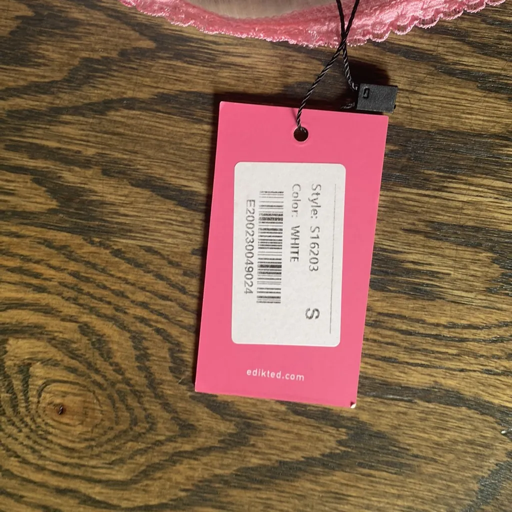 Edikted NWT  Bow Tank Top - Image 6