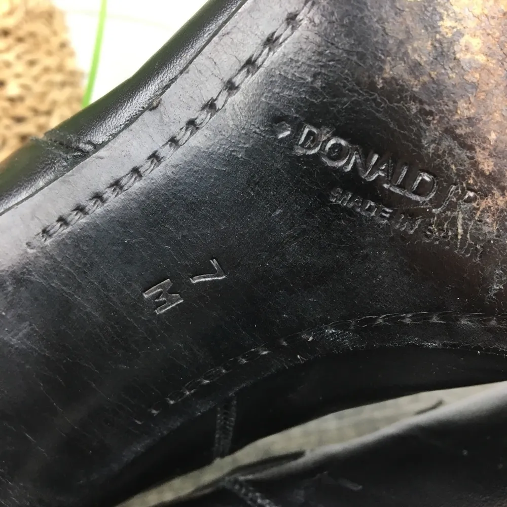 Donald Pliner Black Block Heel Zip Up Ankle Loafer Bootie 7 - Image 7