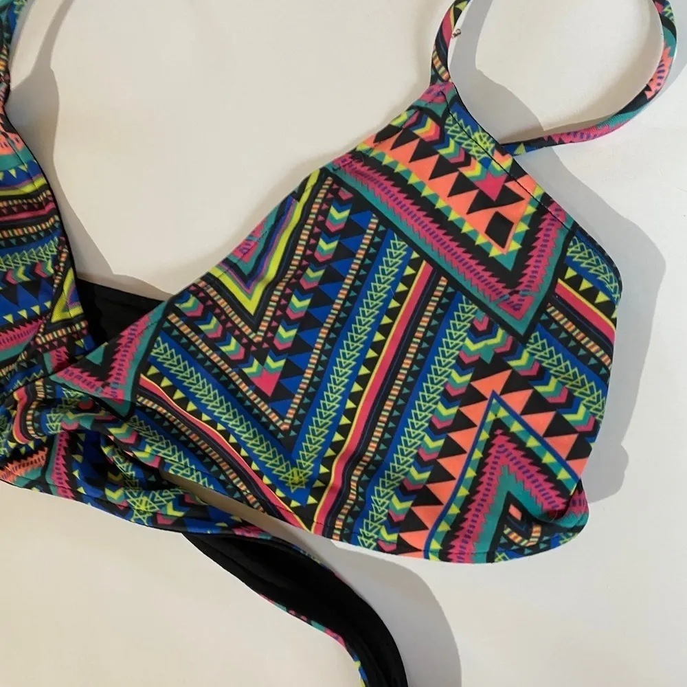 l*space L*‎ Wrap Around Bikini Top - Image 4
