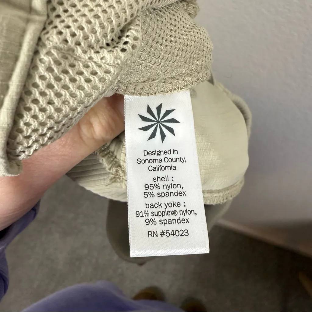 Athleta Women’s Trekkie North Cargo Hiking Utility Pants in Beige Size 10P - Image 10