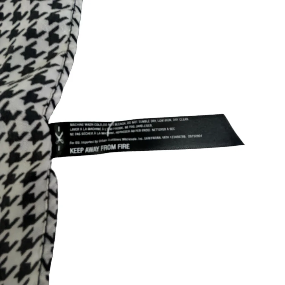 New Anthropologie scarf square houndstooth black and white 19.5" - Image 3