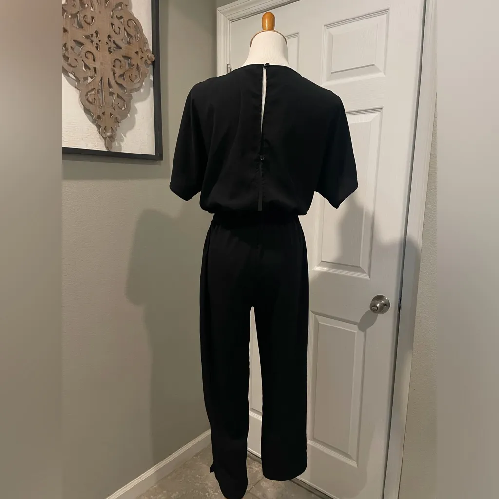 Banana Republic Black Jumpsuit Open Back Peek-Boo Shoulders Size 4 Holiday Party - Image 2