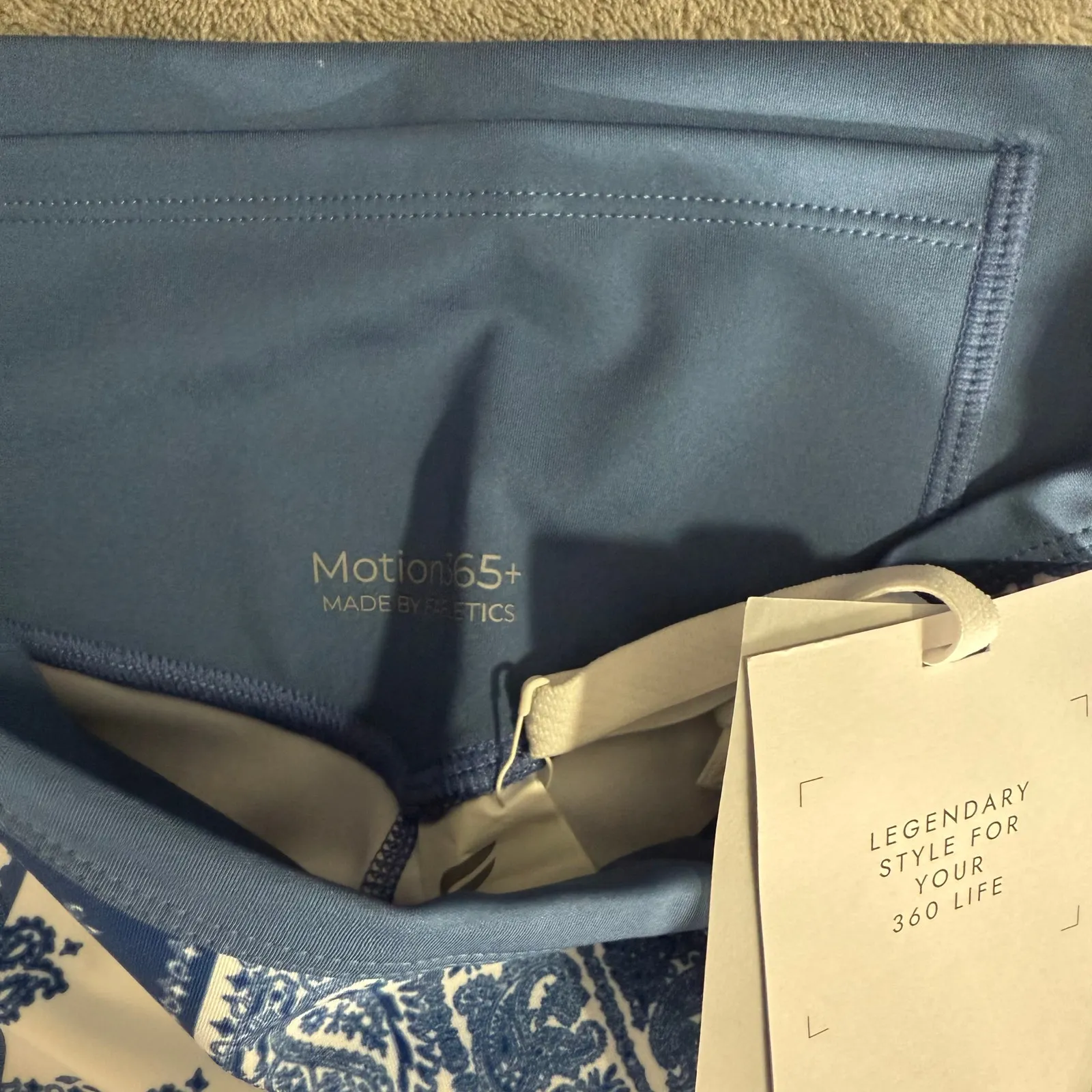 Fabletics Anywhere Motion365+ High Waisted Tipped Short 6”, M Blue Size M - Image 3