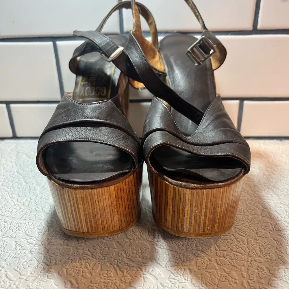 Vintage platform wooden heels goody two shoes size 7 brown SUPER RARE !!! - Image 4
