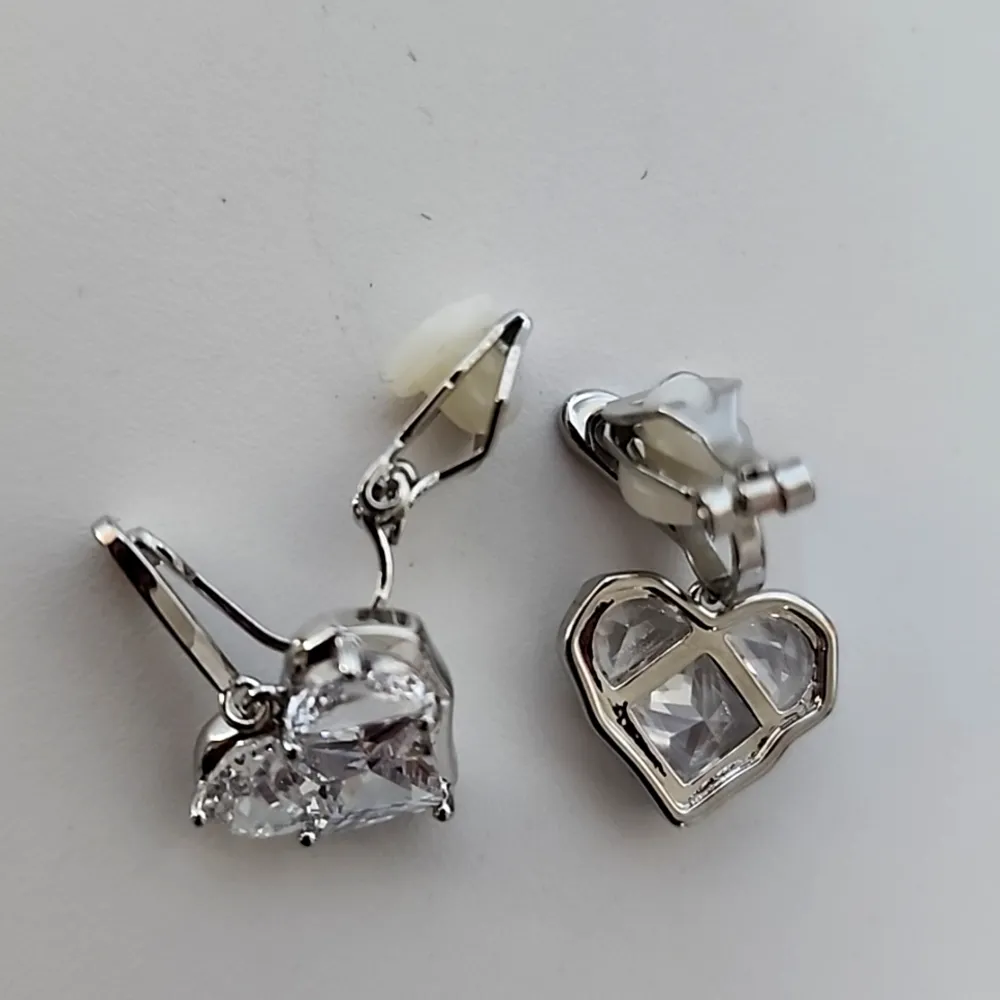 Clip On Earrings White Gold with Cubic Zirconia Hearts Silver - Image 8