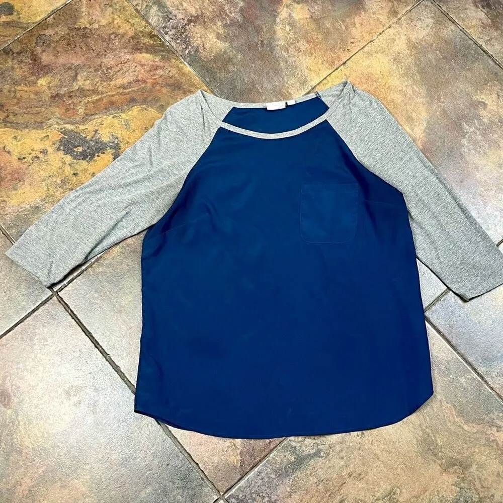 Women’s Blue Gray Baseball Top Large Blue - Image 5