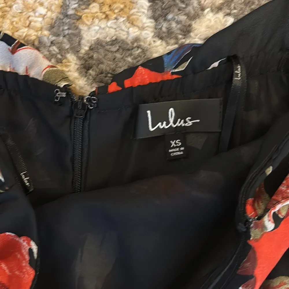 Lulus I Care black floral off the shoulder maxi Size XS - Image 4