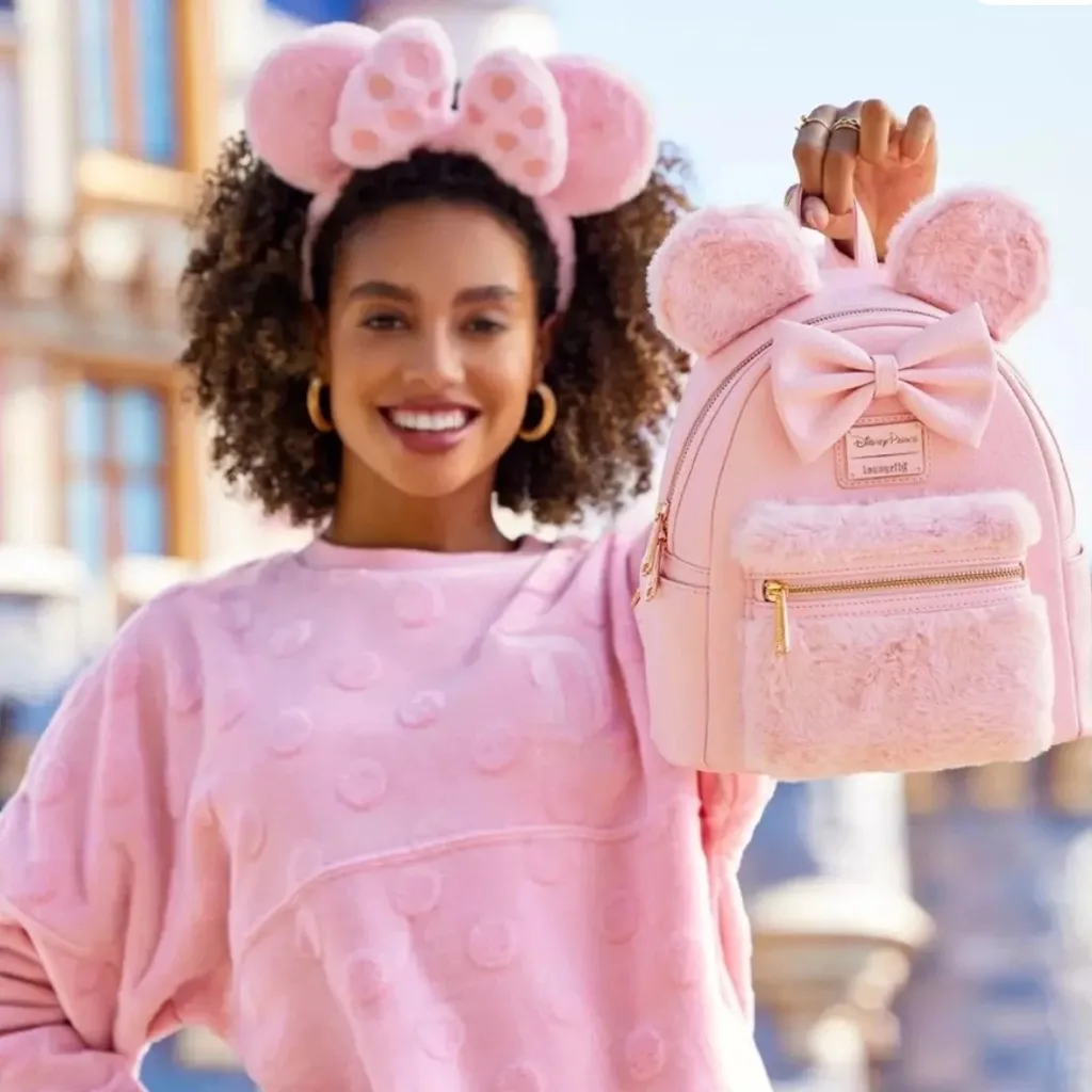 Disney Parks Spirit Jersey Pink Piglet Fluffy Sweatshirt XS Oversized - Image 5
