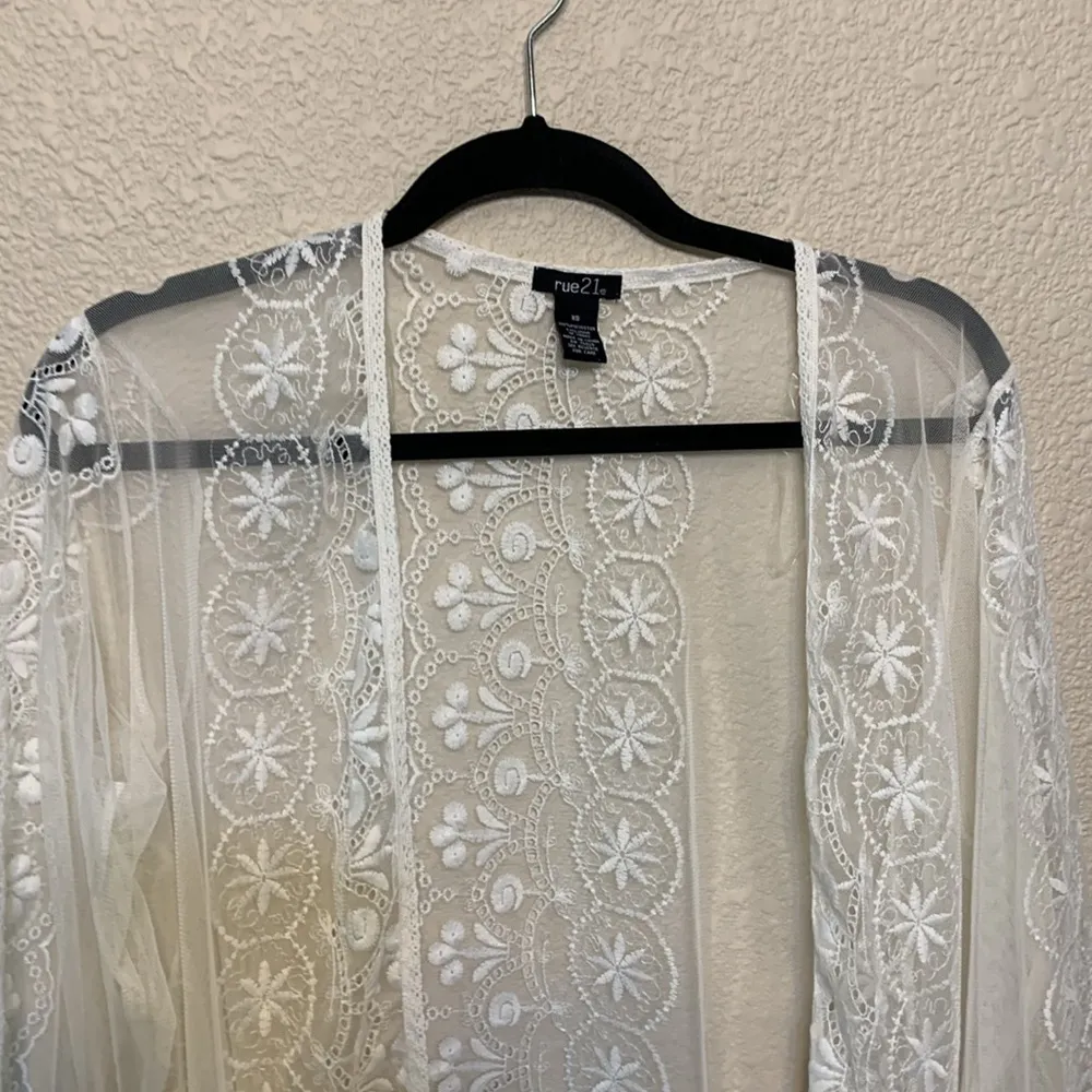 White Lace embroidered fringe cardigan sz XS bohemian concert country festival - Image 3