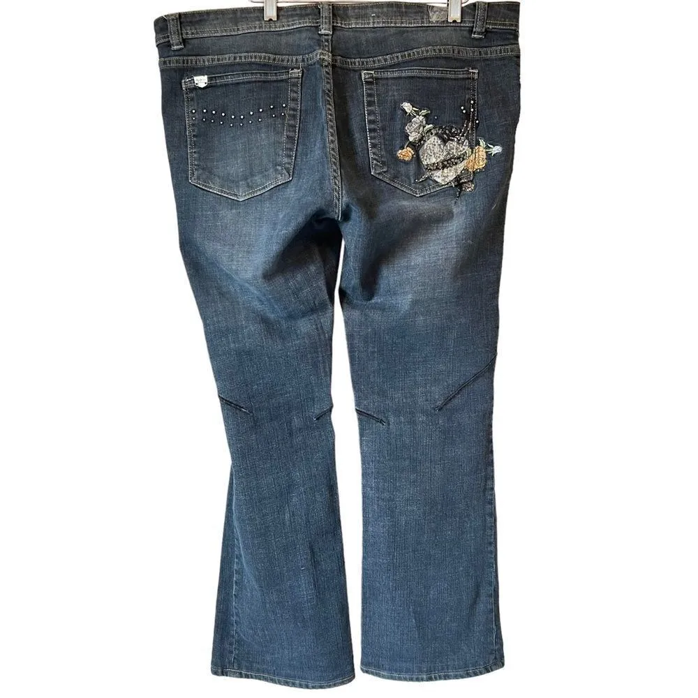 Rare Pepe Jeans London Embroidered Floral Heart and Snake Jeans - Image 16