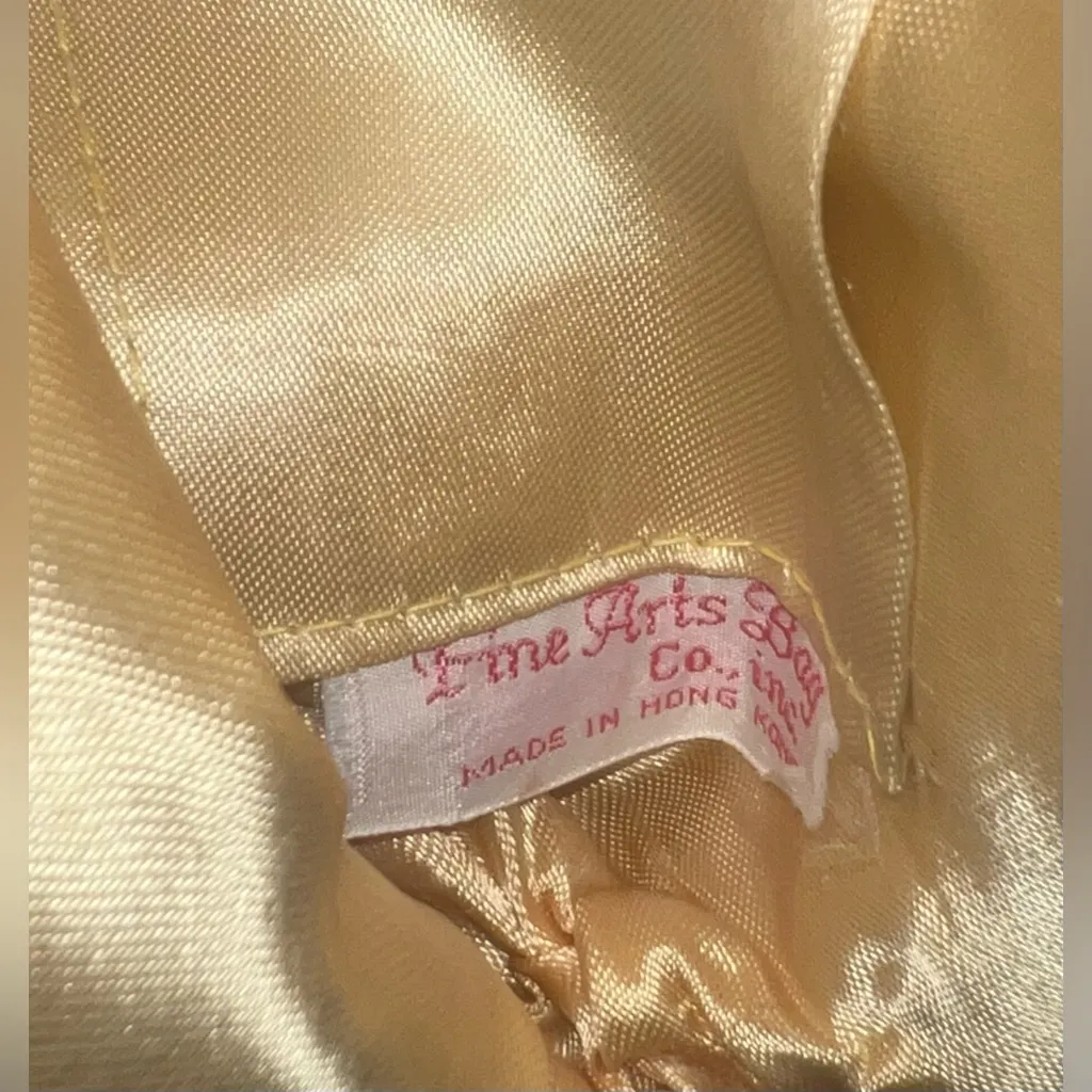 Vintage (1960’s) Fine Arts Co Floral Tapestry Evening bag with kiss lock - Image 3