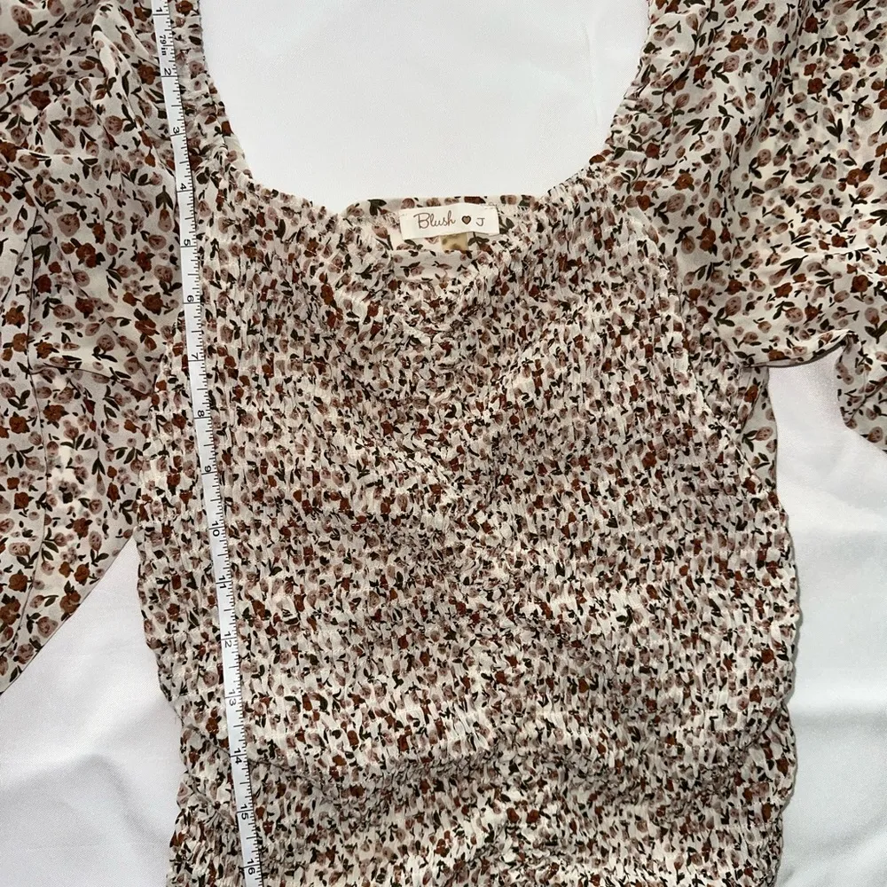 Cute Summer Dressy Cinched front top Brown - Image 3