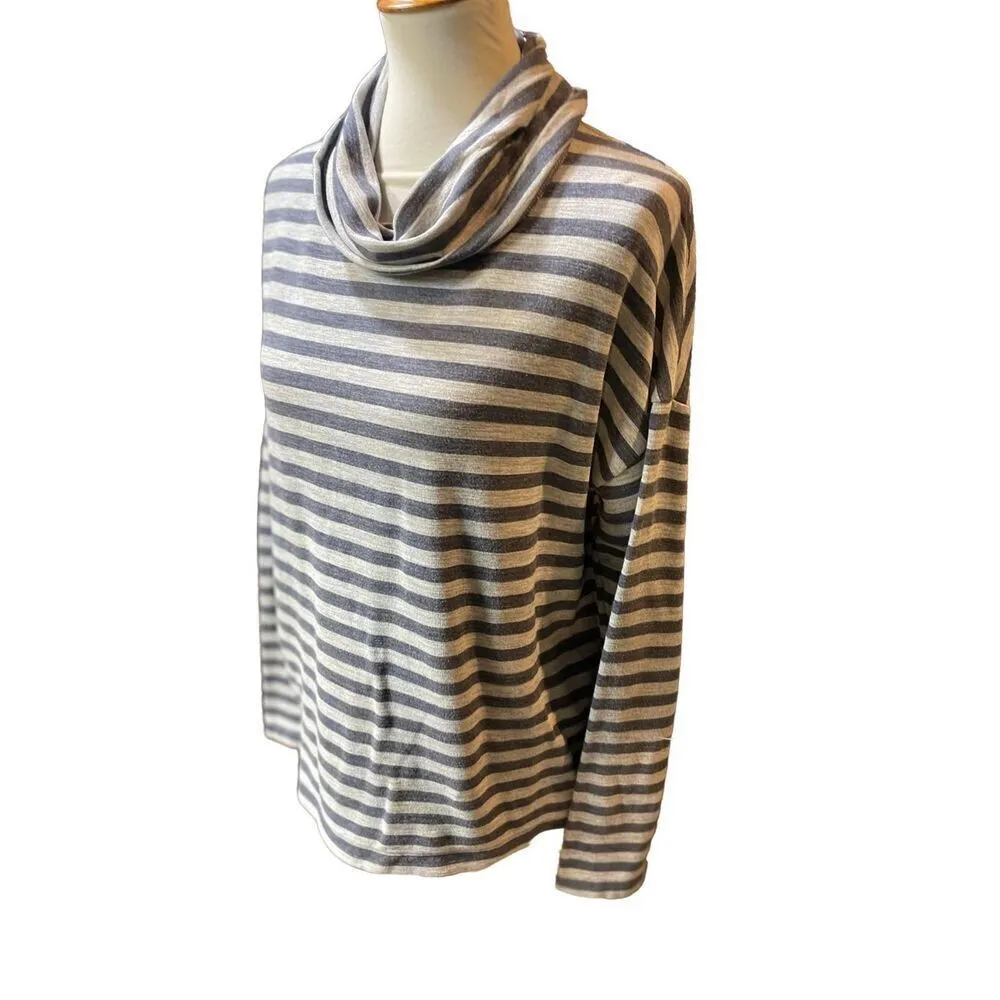 J. Crew Slate Blue and Gray Striped Turtleneck Size Medium - Image 3