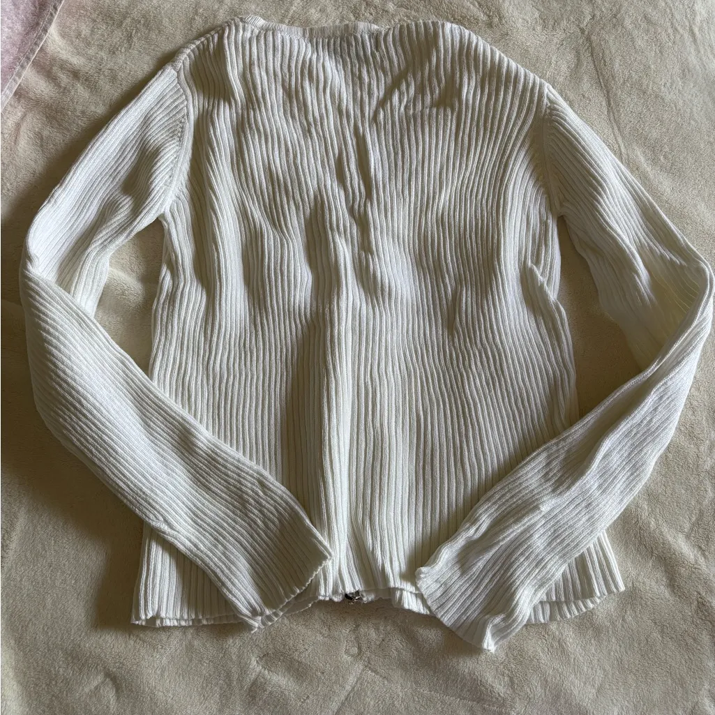 White Ribbed Zip-Up Long sleeve - Image 3