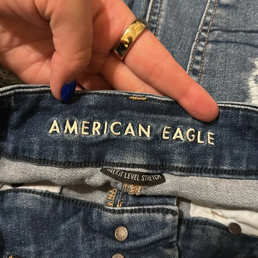 American Eagle Curvy Hi-Rise Shortie Jean Shorts Size 2 - Image 7