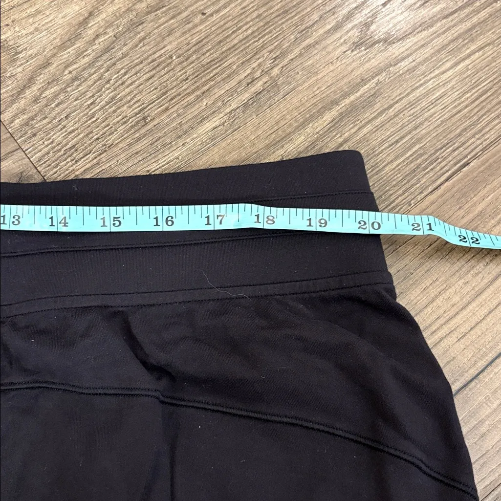 Lululemon Ready to Rulu Cropped Jogger Size 18 black - Image 7