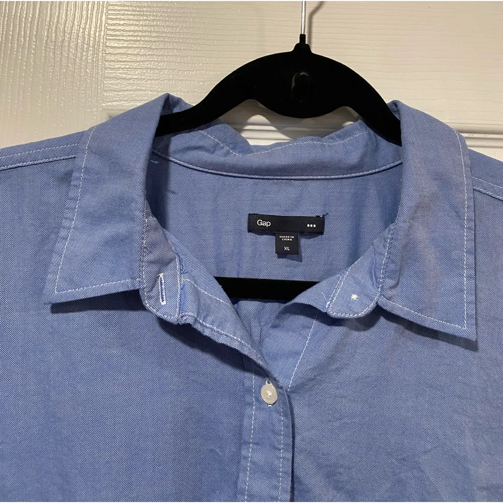 Gap Size XL Blue Contrast Stitch Cotton Button Down Collared Shirt - Image 4