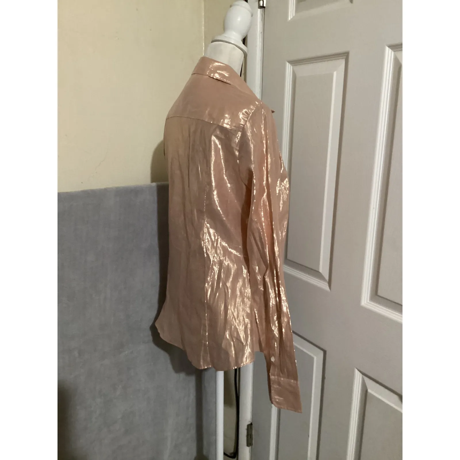 J Crew The Perfect Shirt Metallic Rose Gold Shine Button Down Blouse Size 6 - Image 3
