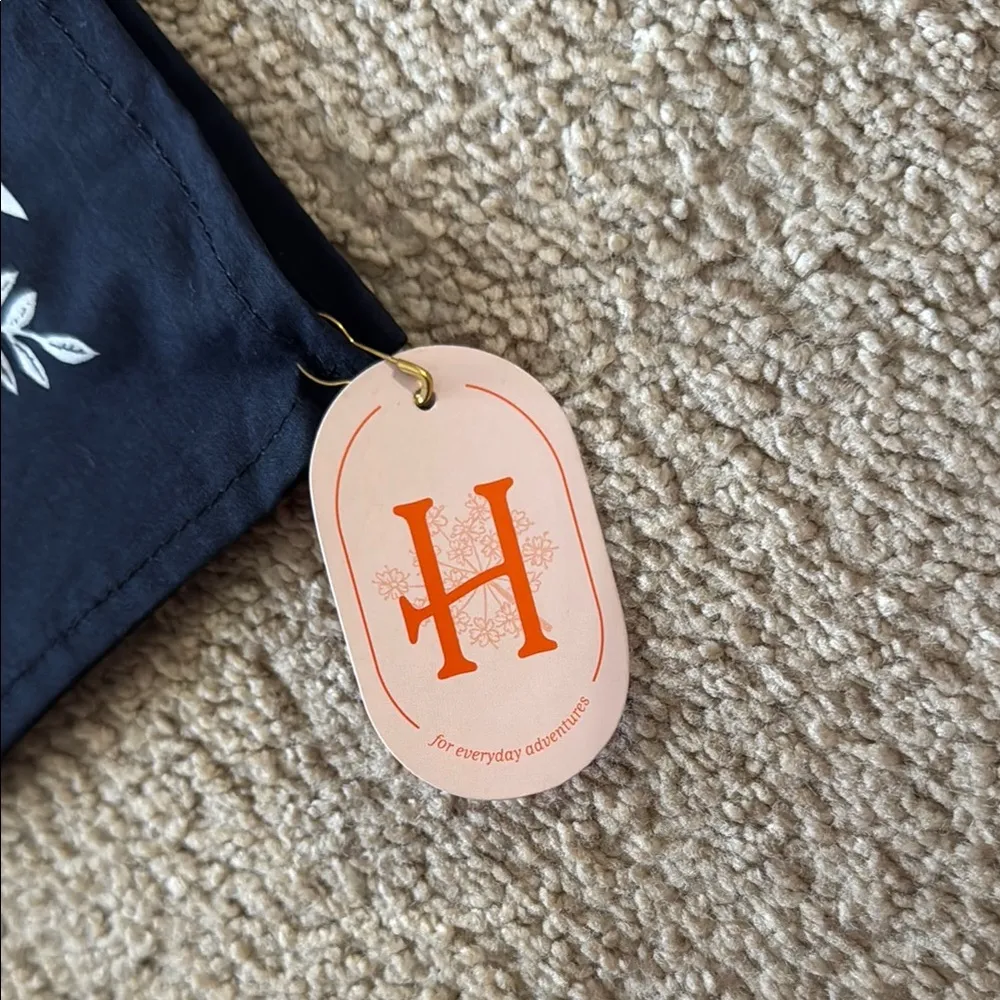 Hemlock Bandana with White Floral Pattern Black - Image 4