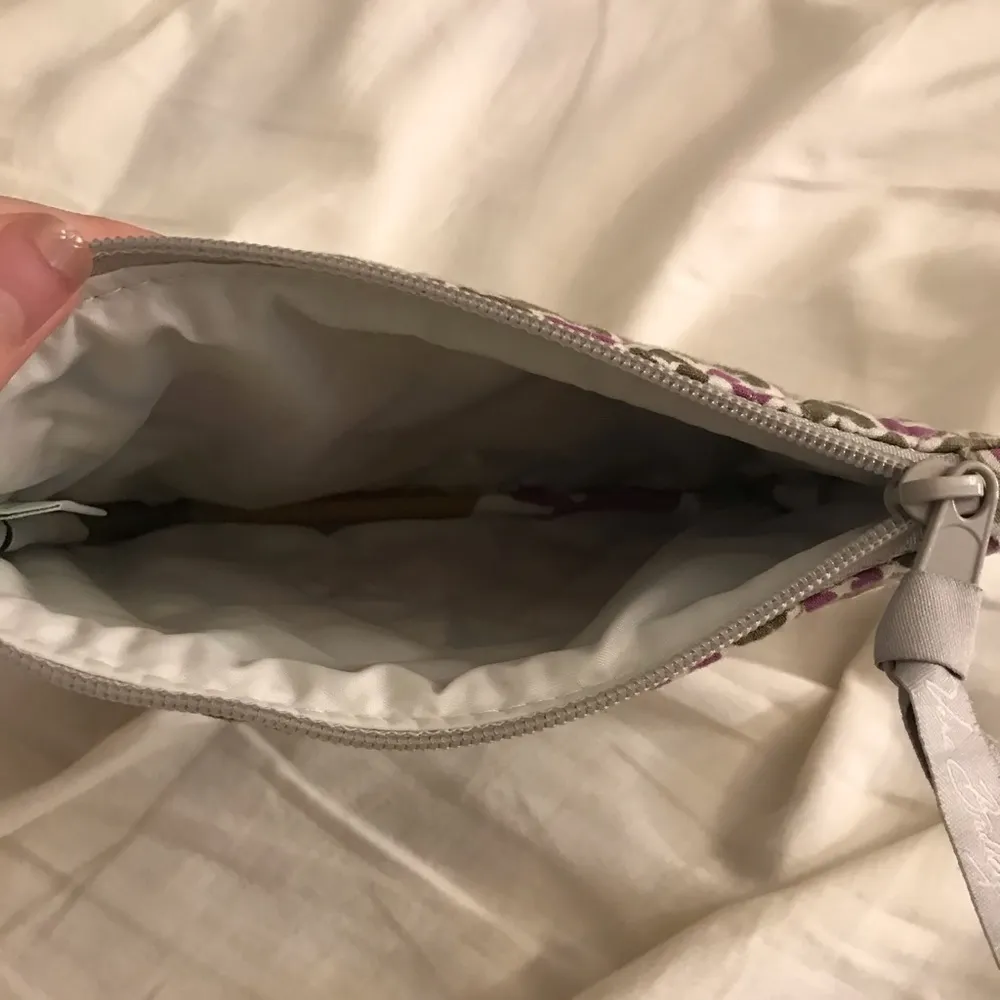 Vera Bradley Pouch - Image 2