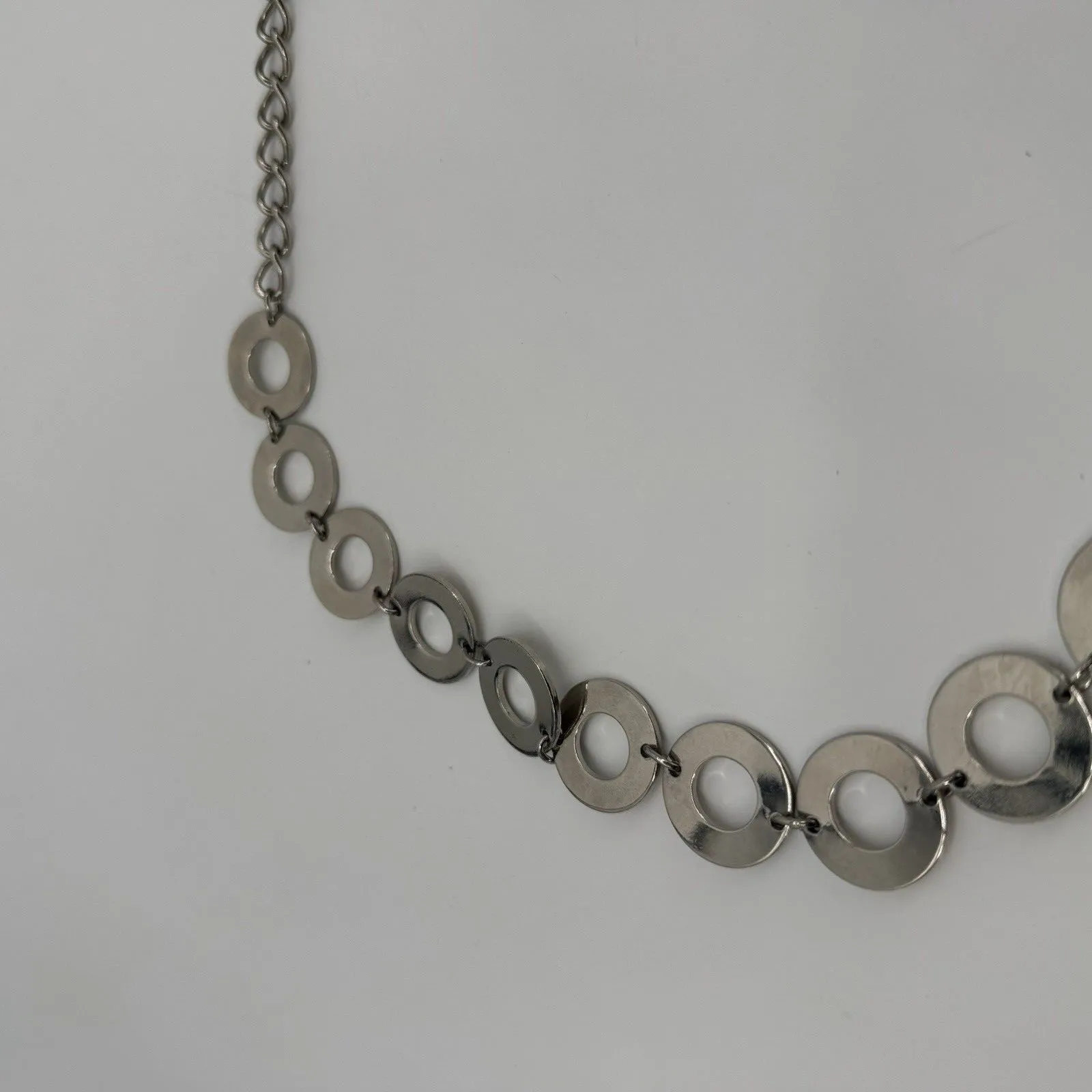 Unbranded Silver Metal Circle Belt Y2k Style Chain Size XS - Image 2